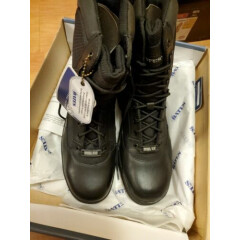 BATES E02320 8" STEEL TOE INSULATED SIDE ZIP BOOTS SIZE 8 REGULAR BLACK LEATHER
