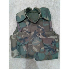 body armor fragmentation vest...Size Large