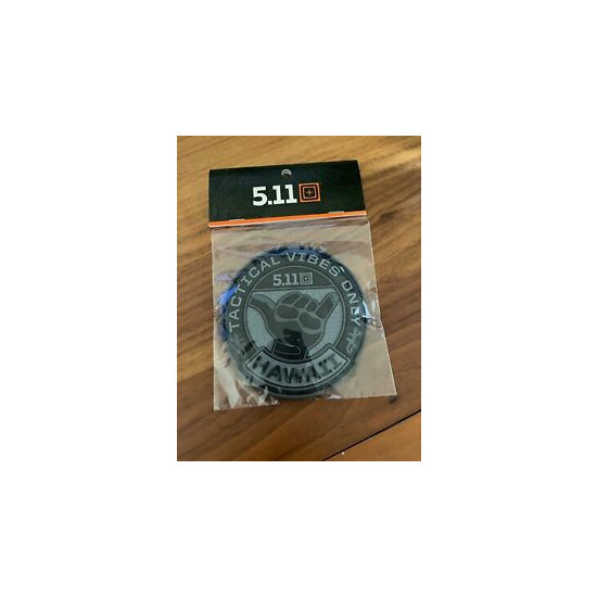 5.11 Tactical Hawaii Vibes Patch 019 Black Style 81581 {1}