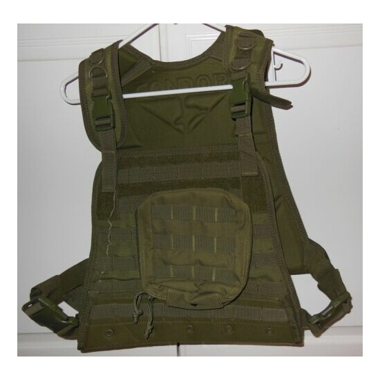 Green Condor Plate Carrier Vest w/ Voodoo Tactical Pouch {1}