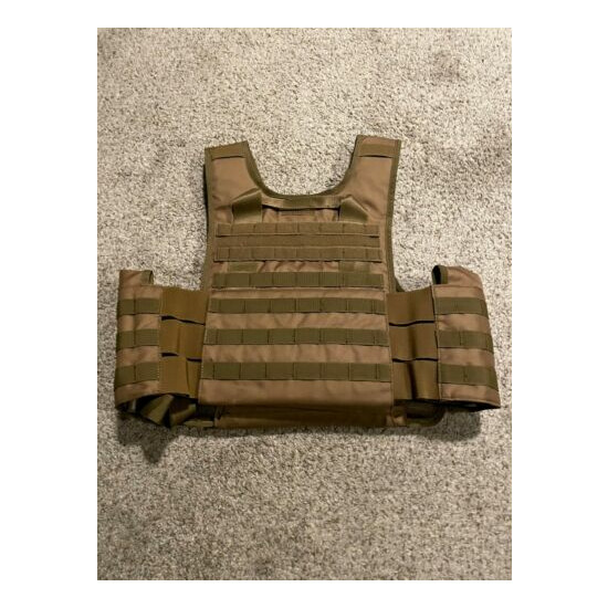 Voodoo Tactical Lightweight Plate Carrier Standard Size Excellent Condition {1}