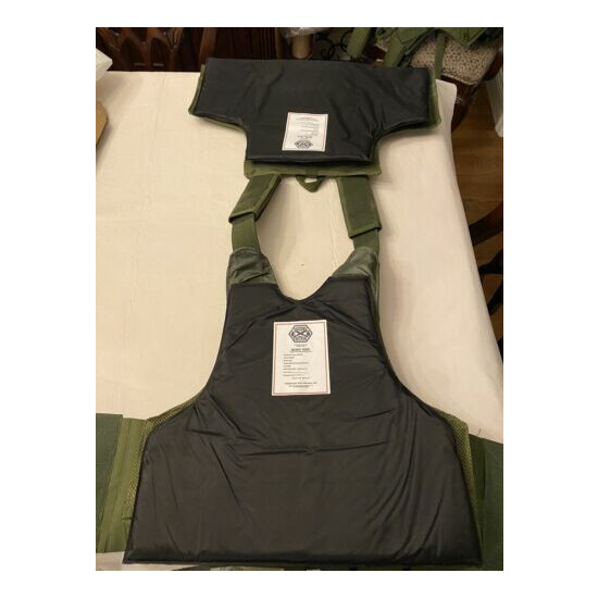 Green2 Tactical Black Vest With Level 3a Soft Armor Inserts {11}